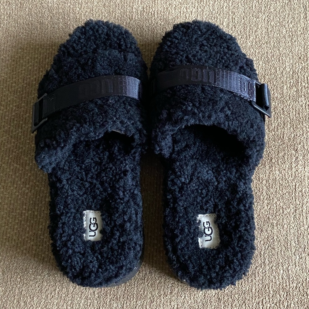 UGG Fluffita Slippers NWOT